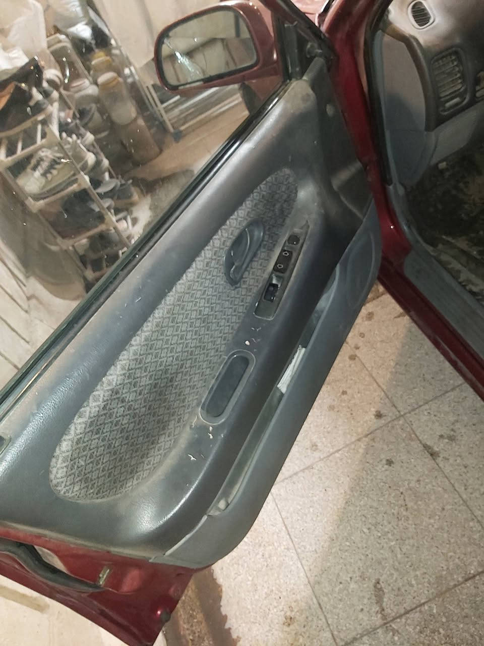 بروتون ٢٠٠٤ بسمي بلاديه بدون صبغ فقط جاملغ سايق جاهزه نقصها ترتيب وشويه حداديه وتبريد عاطل سعرها ٤٦ ومجال حك الجيه مكانها عامريه السياره صارلها هواي عدنه


**إذا كنت صاحب هذا الإعلان وتريد حذفه لأي سبب، رجاءا أرسل رسالة إلى الدعم الفني**