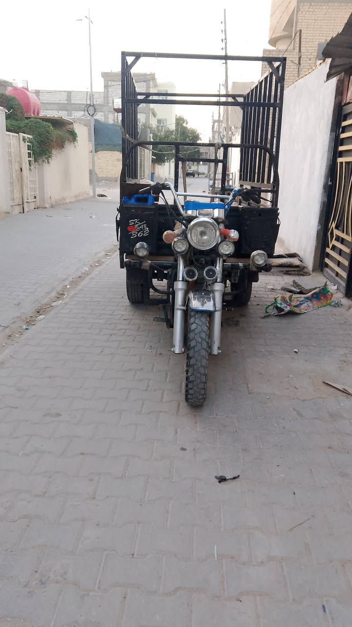 ستوته جمره
2022مكينه 25 
كهربائيات شغاله خير من الله
السعر 1900 بيها مجال
***********
