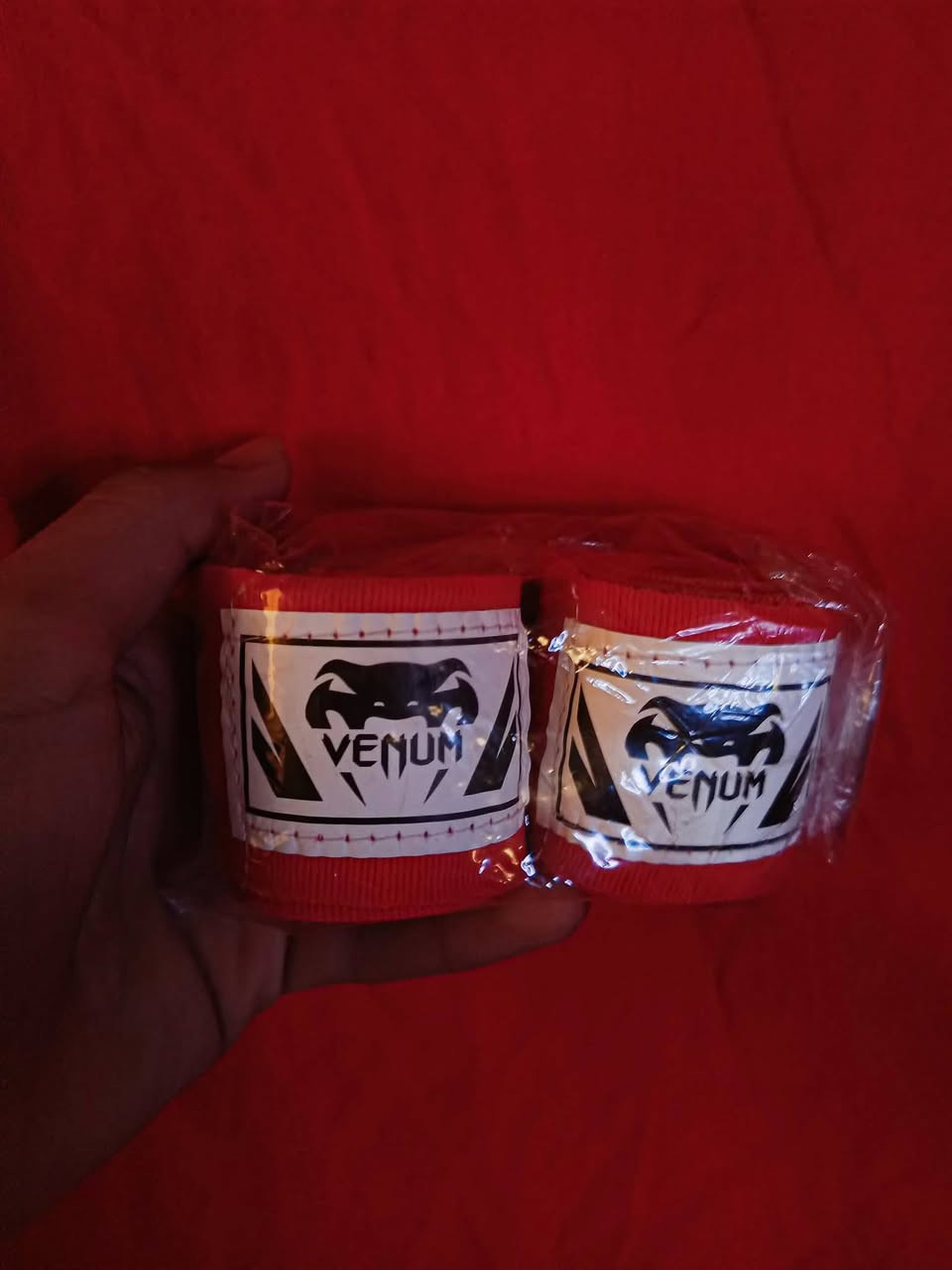 عرض جديد 🔥
👑تجهيزات مايك تايسون للرياضة 👑

و بسعر 83 الف دينار فقط ✅
1️⃣ كيس ملاكمة بطول 100cm (فارغ)  لون احمر 🟥
2️⃣ جفوف ملاكمة ماركة مايك تايسون الاصلية 
3️⃣ جفوف ملاكمة ماركة فينوم الغنية عن التعريف 
4️⃣ باندج (لفاف) ماركة فينوم 
يوجد توصيل لجميع محافظات العراق ✅✅
كمية محدودة للحجز مراسلة الرقم واتساب 
+964 770 640 2977 
‏#ترند  #انسب_الاسعار #خليك_قوي
‏#الجودة_العالية #فيسبوك @إشارة
#ملاكمة


**إذا كنت صاحب هذا الإعلان وتريد حذفه لأي سبب، رجاءا أرسل رسالة إلى الدعم الفني**