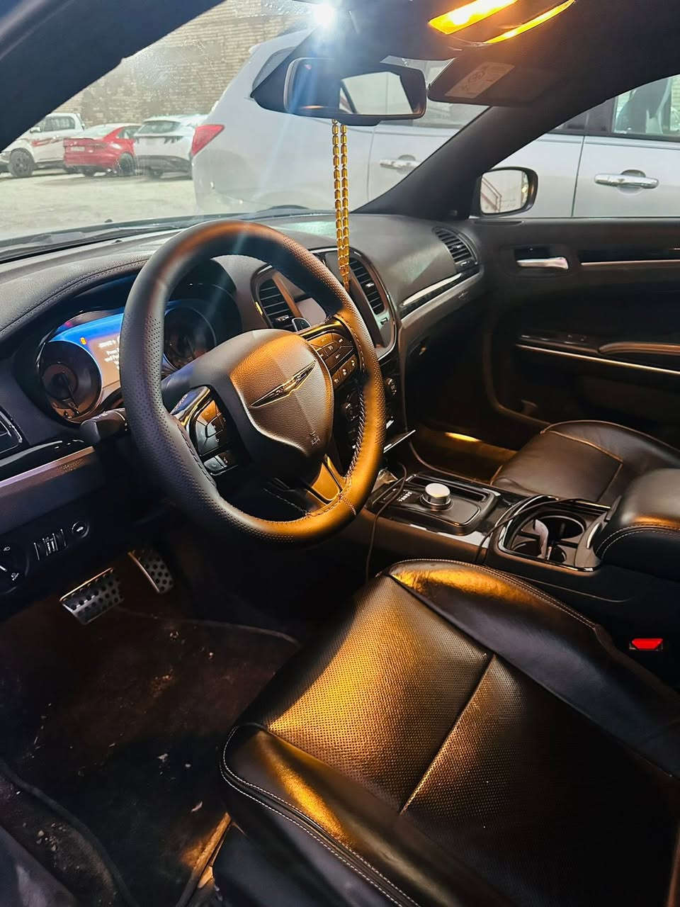 اوباما 2022 S
وكالة هارلم مكفولة
بيها pdr كلش بسيط طرف هلال الجاملغ الخلفي 
ماشية 75000km
رقم اربيل تحويل فقط ما اسوي وكالة 
تصير قسمتك نروح نحول ونرجع بنفس اليوم
السعر 31000$ وبيها مجال بسيط سيارة مو وارد امريكي وكالة هارلم 

‭0772 356 0038
