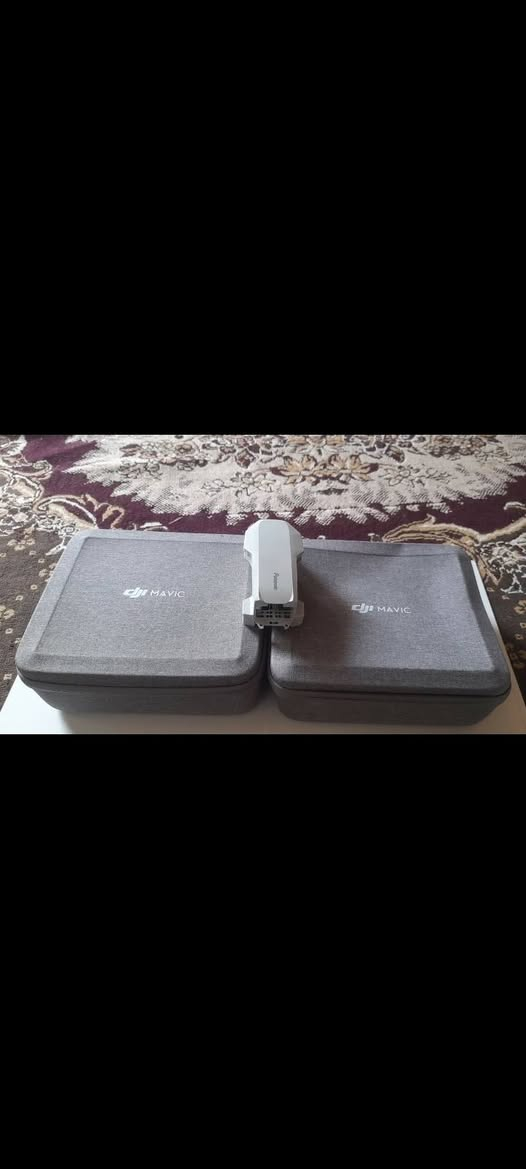 السلام عليكم  //كما موظح بالصور جنط عدد 2 مالت درون DJI Mavic جدد مامستخدمات


**إذا كنت صاحب هذا الإعلان وتريد حذفه لأي سبب، رجاءا أرسل رسالة إلى الدعم الفني**