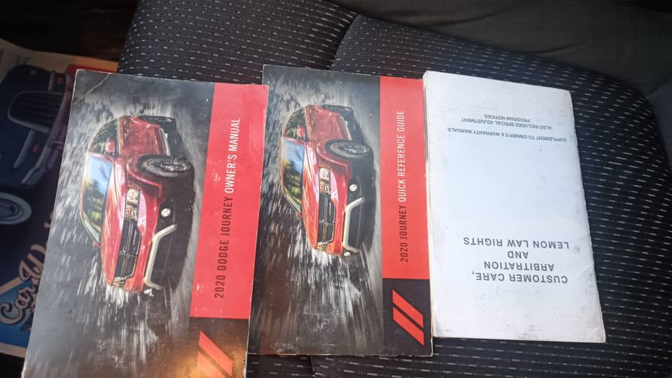 السلام عليكم
دوج جورني موديل 2020 ماشيه 35 mil فقط
حادثهه امامي بيهه بنيد ودعاميه مصبوغات
7 راكب 
تدفئه + تبريد ثلج قطعه واحده
بيهه كتلوكات الشركه وبصمتين تشغيل
وبصمتين فتح ابواب 
تحكم مري + تحكمات درگه
رقم بغداد دولي بأسمي هزه جديده
السعر ١٢٨ وبيهه مجال بسيط
للأتصال ***********
***********
المكان بغداد عامريه بغداد, العراق
