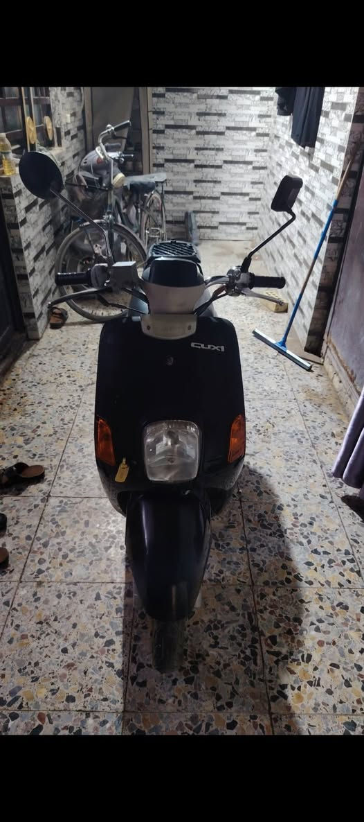 السلام عليكم للبيع دراجه بوليسي نضيفه مامفتوحه مكانه كربلاء السعر ٦٥٠ وبيه مجال للتصال ***********
