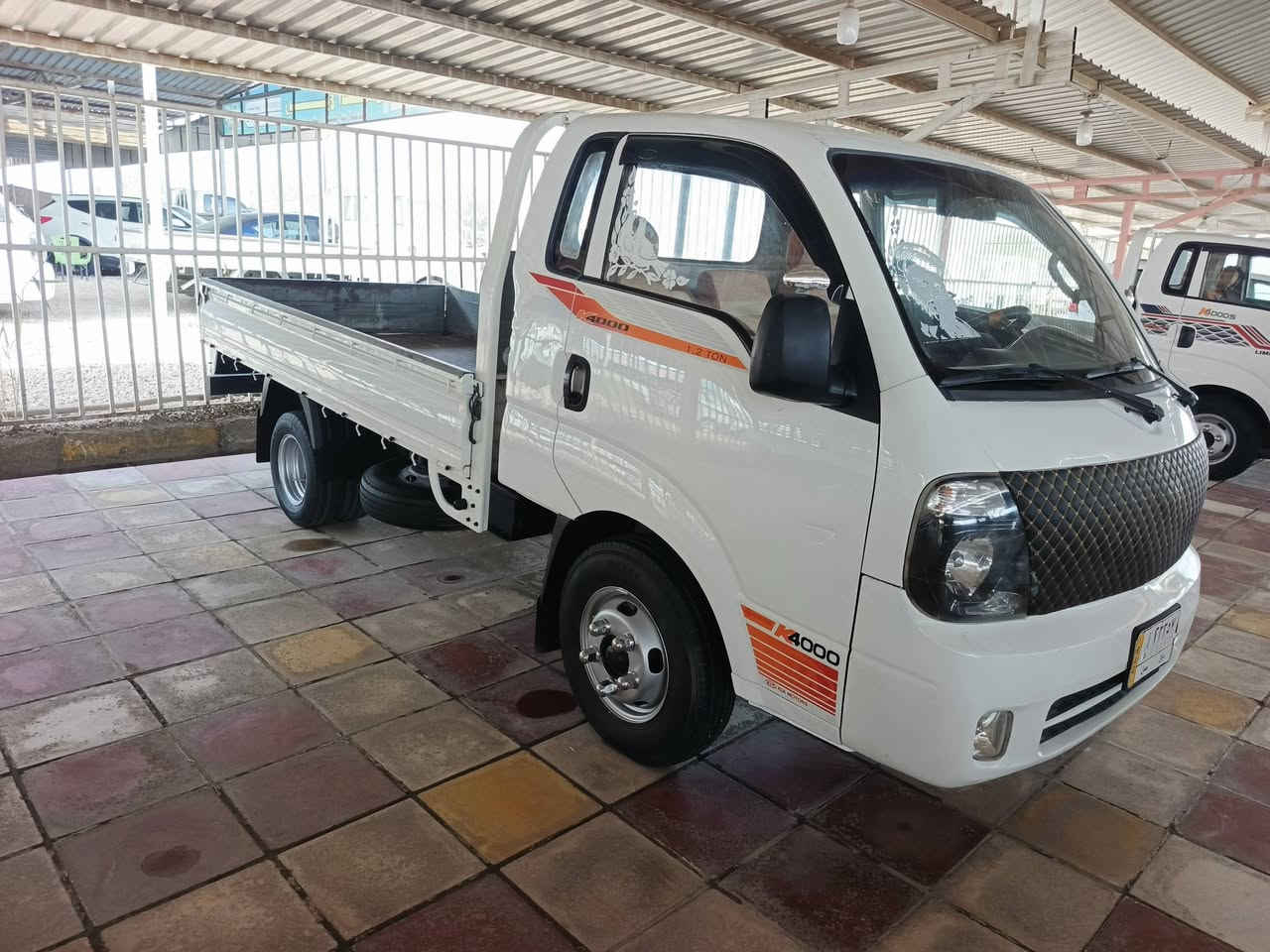 سلام عليكم سياره فحل موديل 13 رقم بابل  سياره مالةجناي كير مكينه شاصي واكسل وتخم تاير سياره كلش نضيفه بيه ضربه بربع لأيمن ل باقي كفاله عامه  سياره على برغي سعر 110 وبيه مجال حق جيه   عنوان محافظة بابل مركز مدينه***********
