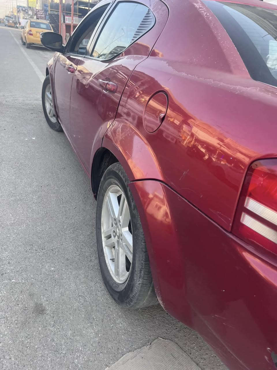 للبيع افنجر 2008 محرك 2400 
حادثها باب وجاملغ صفحة سايق 
لغود وشواصي وتكم وقمارة بدون اي تصليح 
بيهة مكانات جارد الكلير مالتها 
محرك وكير وصد امامي خلفي جديد 
منظومة تبريد مشدودة جديدة كاملة 
رقم بغداد سنوية لل27 رقم الماني 
سعرها 57  وبيها مجال للشراي 
***********
