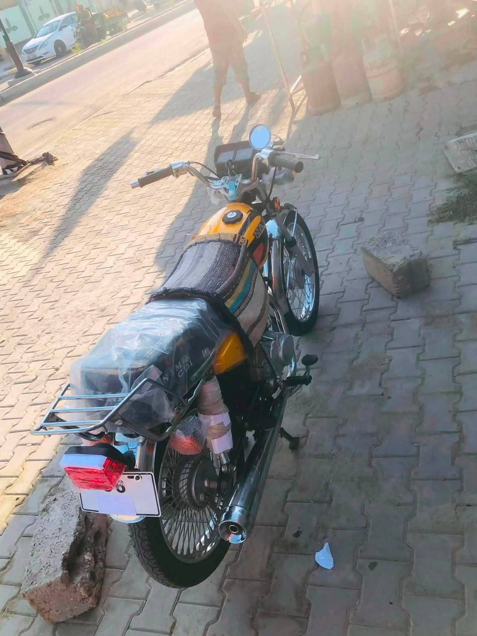 للبيع نامه متياز 3احرف شيال ربع وراق كامله ومكاتبه معرض مكفوله كفاله عامه مانقصهة برغي كهربائيات كلهة شغاله سعر 650 مكاني بابل محاويل ناحيه للأمام 
شراي يتصل مامتواجد خاص ‭***********‬

