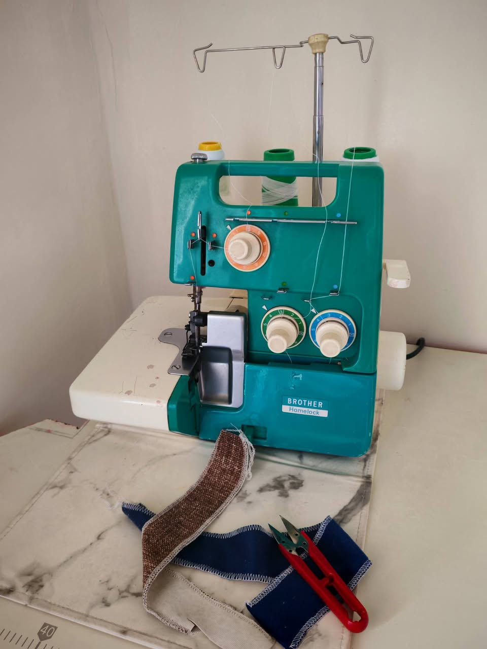 للبيع
مكينه صناعيه JIket
موديل F4
دايركت درايف صوتها كاتم هادئ موفره للكهرباء تحديد السرعه من الشاشه فيها شاشه صغيره تحكم الكتروني ماخذتها ٤٠٠ اريدها ٢٥٠ قفل
(جهاز الاوفر) brother
نوعه اوفرلوك يقص ويخيط ٣خيط
السعر ٢٠٠ الف


**إذا كنت صاحب هذا الإعلان وتريد حذفه لأي سبب، رجاءا أرسل رسالة إلى الدعم الفني**