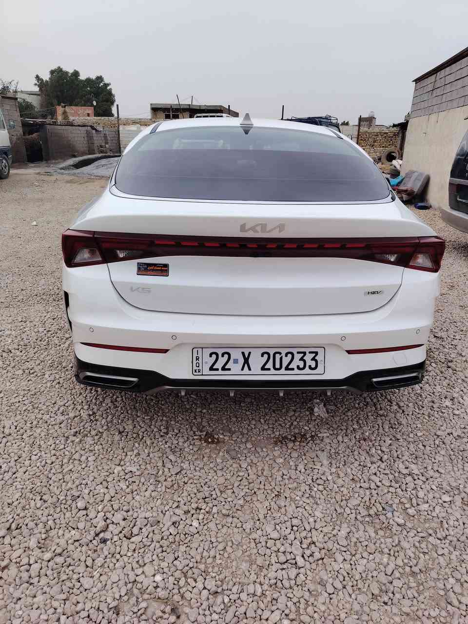 سلام عليكم
كيا K5 موديل ٢٣ هايبرد أربيل مداور ثاني يوم
المواصفات
محرك 2000 دوش
كير ايتي 
حساسات خلفي وامامي
تشغيل بصمه
تشغيل عن بعد 
كرسي السايق كهرباء 
كراسي جلد
مانع انزلاق
تبريد قطعتين
كاميرا دواره
ويل كب17
بصمة ابواب التشغيل
لد ترحيب

خمس وضعيات قياده
المصابيح الاماميه زنون اربع عدسات 
مثبت سرعه
تحكم ستيرن كامل
كشنات جلد ومخمل
مري كهرباء شفط
تبريد لمس + ميموري
السياره كفاله عامه من الضربه والتبديل والبارد والصبغ 
فقط صبغ شبرين مكاني نجف 
للاستفسار اكثر اتصال  على الرقم 
***********
***********
