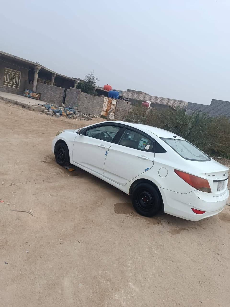 اكسنت خليجي فول مواصفات مديل 2015 بسمي رقم ذي قار السنويه لل 27 مكفوله من الضربه بيها صبغ رشات ابيع حزام عن المفاشل مكينه 1600وكير كارتون حداده تخم تاير تبريد ثلج السياره جاهزه من اي شــــي السعر 80 وبيها مجال مكـــــــاني بصــــــره الزبير ***********
