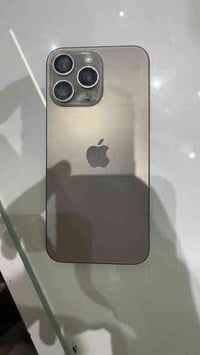 15 برو ماكس للبيع مستبدل فقط ظهر السعر 900 07700016500