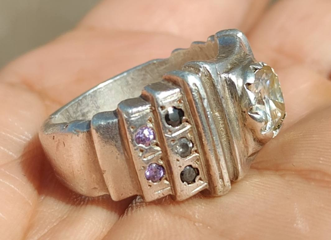 الماس بالجيكي للبيع


**إذا كنت صاحب هذا الإعلان وتريد حذفه لأي سبب، رجاءا أرسل رسالة إلى الدعم الفني**