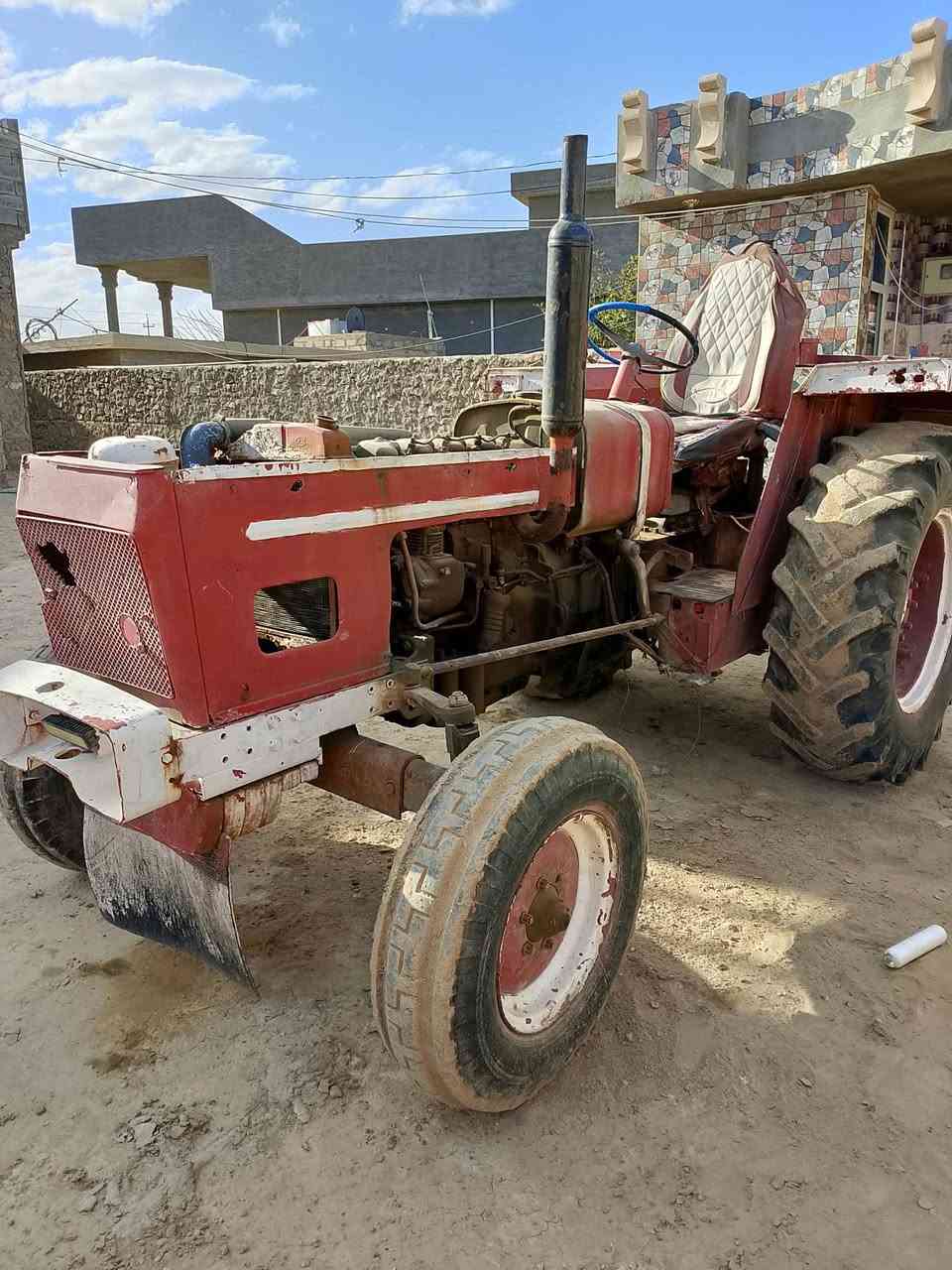 سلام علايكم
عنتر موديل 71 رقم وسنوية المكينة نضيفة بس مهمولة 
السعر 3,500 وبية مجال المكان عامرية الصمود 
التواصل 👈 ***********
