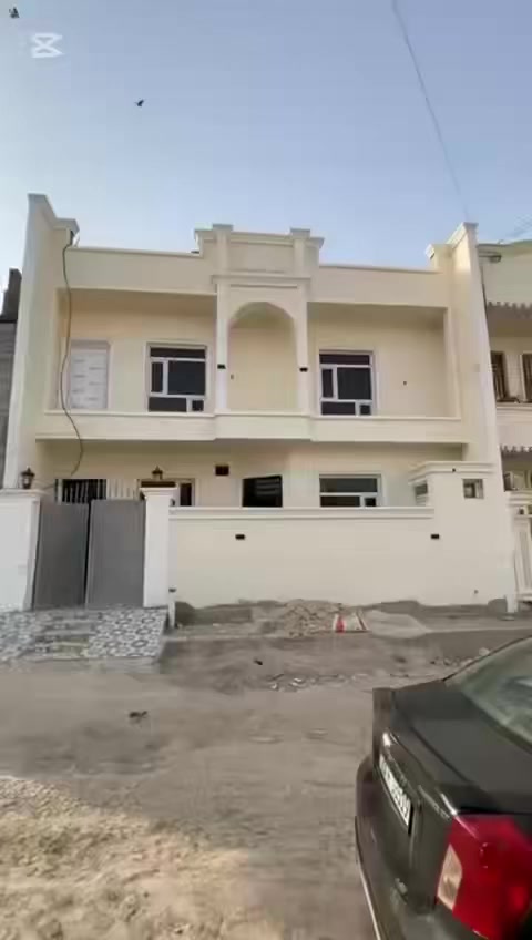 بيت للبيع بيت المساحه 100 ..10في 10 في منطقة التوحيد قريب على مدارس الاستفسار الاتصال *********** او مراجعه مكتب الرزاق
