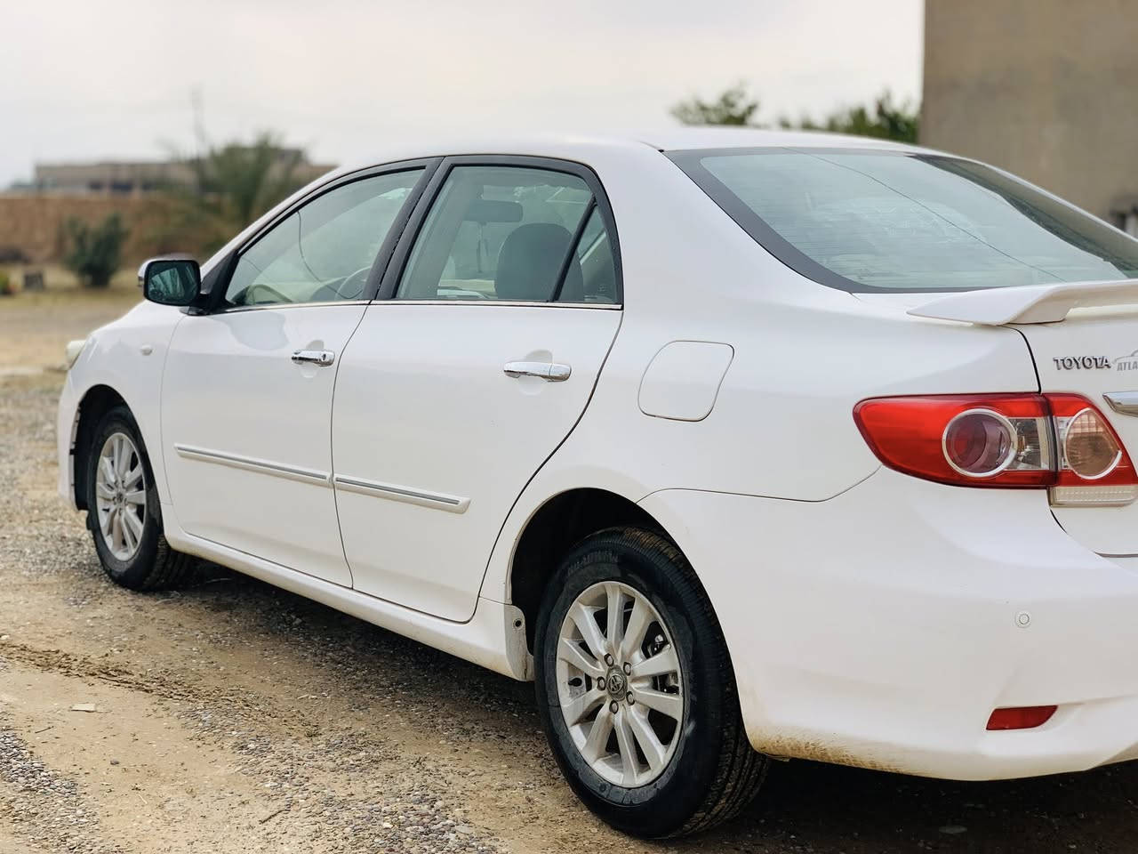 السلام عليكم 
#كورلا 2011 خليجي 
بأسمي سنوية 2029 رقم كركوك
 بيها تعديل بارد موضح بالصورة والباقي مكفول 
السعر 130 وبيها مجال 

*********** 

***********
