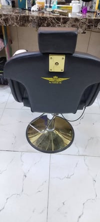 كرسي حلاقة • نضافة 100٪ • نجف