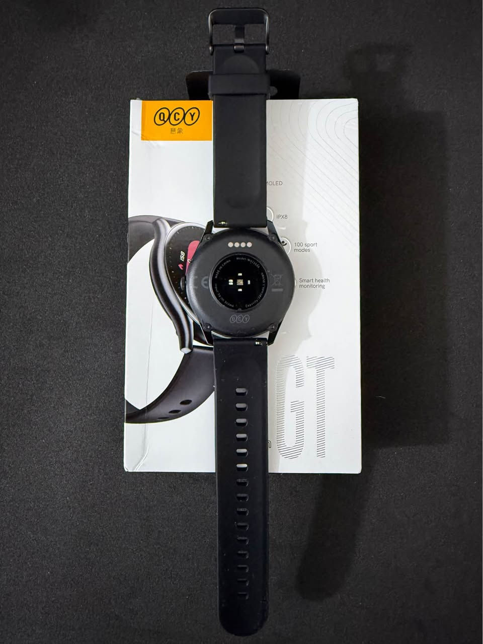 ساعة ماركة QCY Watch GT القطعة جديدة لوك 

الشاشة: شاشة AMOLED ملونة بمقاس 1.43 بوصة بدقة عالية 466×466 بكسل، وتدعم خاصية الشاشة الدائمة (AOD)

السطوع: يصل إلى 1000 شمعة (Nits) لمقاومة أشعة الشمس المباشرة ووضوح تام في الإضاءة الخارجية

الهيكل: إطار الساعة مصنوع من سبائك الزنك المطلي بالفراغ مع تاج دوار من الألمنيوم لإعطاء ملمس ومظهر معدني أنيق

البطارية: سعة 280 مللي أمبير تدوم حتى 10 أيام من الاستخدام العادي

الرياضة والصحة: تدعم أكثر من 100 وضع رياضي، ومزودة بحساسات لمراقبة نبضات القلب، نسبة الأكسجين في الدم (SpO2)، ومتابعة جودة النوم

الاتصال: تدعم المكالمات عبر البلوتوث (تستطيع الرد وإجراء المكالمات من الساعة مباشرة بفضل الميكروفون والسبيكر المدمجين)

مقاومة الماء: تأتي بمعيار IPX8 لمقاومة التعرق ورذاذ الماء

السعر 35 الف مع التوصيل 

للحجز والاستفسار مراسلة الصفحة 

رابط واتساب مباشر الي يريد يراسلني 👇

https://wa.me/message/ANGQMMLUZKO4C1 بغداد, العراق


**إذا كنت صاحب هذا الإعلان وتريد حذفه لأي سبب، رجاءا أرسل رسالة إلى الدعم الفني**