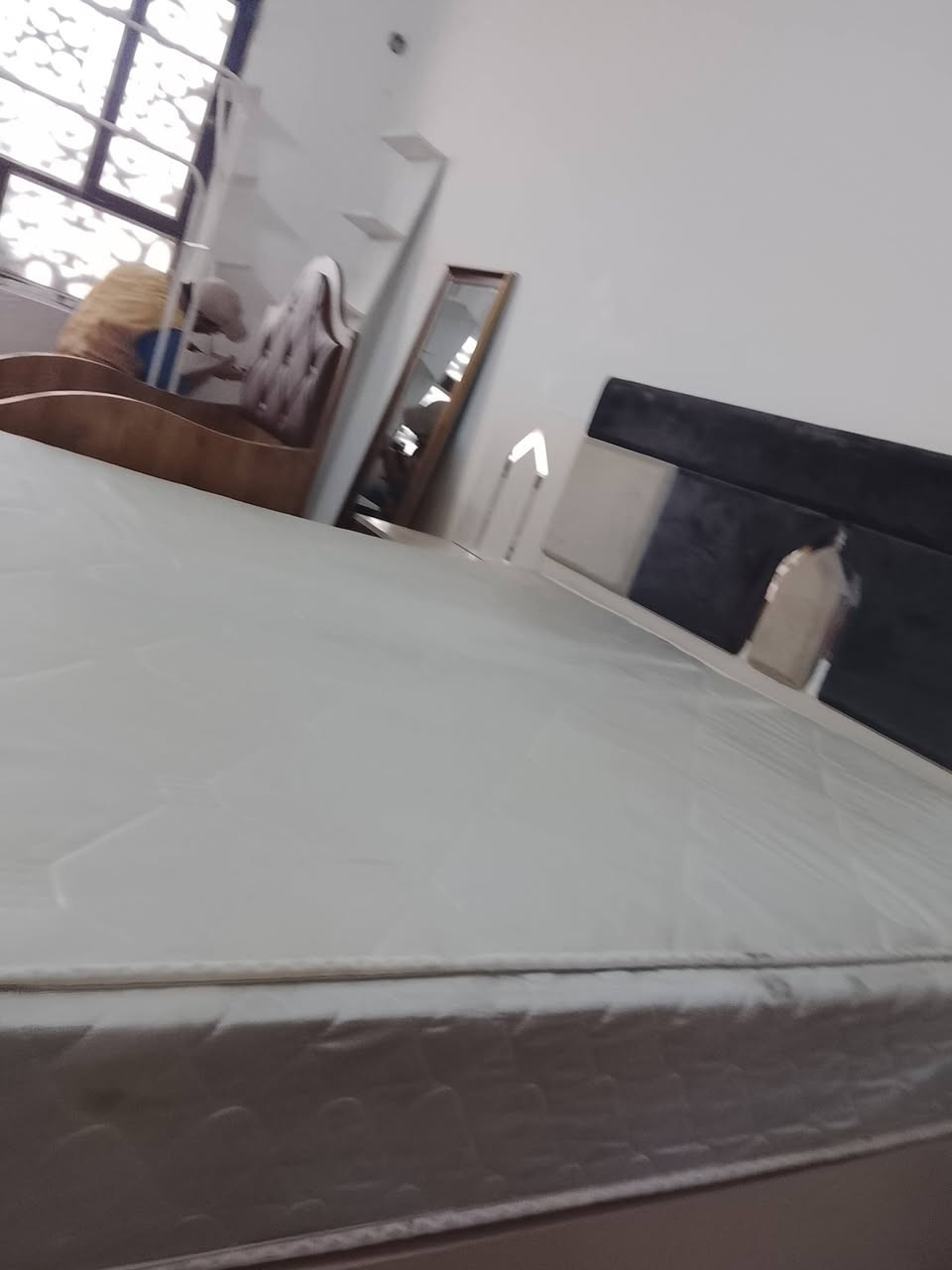 سلام عليكم نقل🚚🚛 جميع اثاث،،،،،المنازل🏡🏠 داخل بغداد وخارج بغداد
العمل يكون بدقه ونضام تقليف الخشاب والزجاج والجهزه الكهربائيه يعني توصل بضاعتك كما هيه +فتح وشد الغرف🪛🔨 بنواعهة 
تصال ***********☎️
واتساب ***********☎️
الصدك والمانه والتزام بل مواعيد⏳⌛⏰
