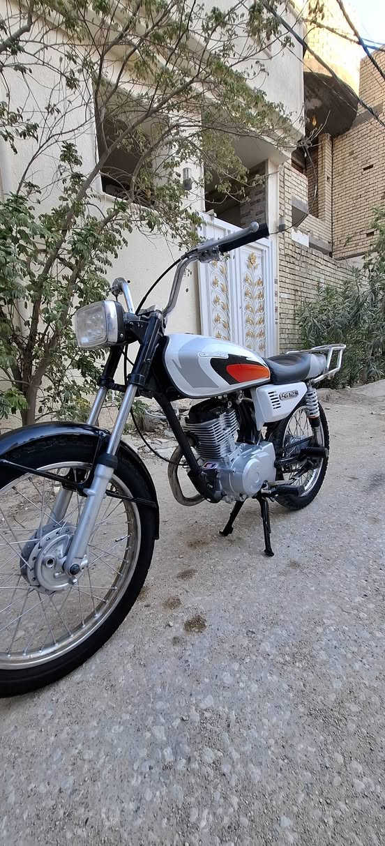 سلام عليكم دراجه البيع  مكينه رديكو احمد شهاب وراق سكنر مديل ٢١ مكان كربلاء يم فندق البارون مامتواجد ع فيس اي ستفسار ع ***********aW
