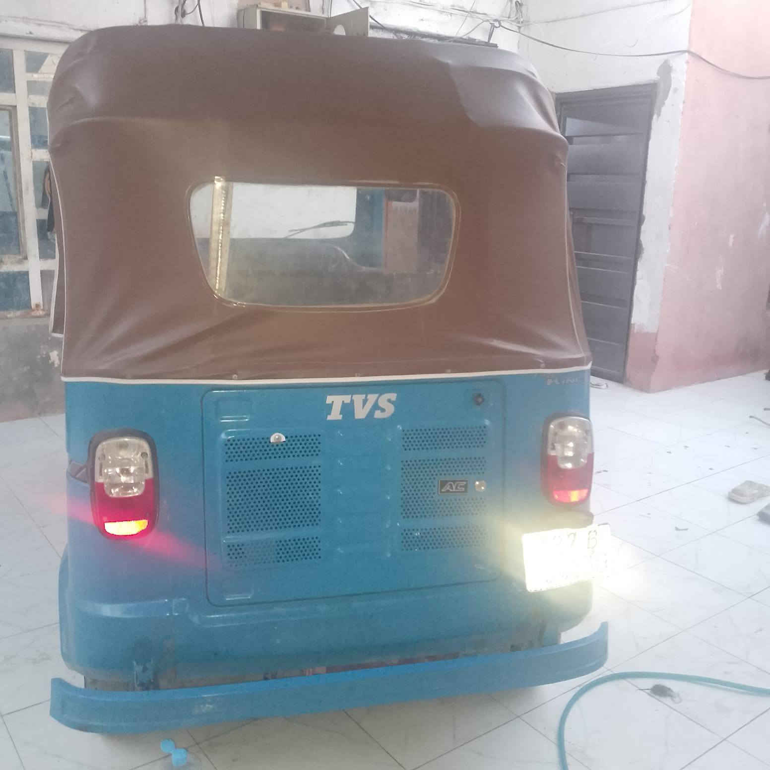 السلام عليكم تك تك تي في اس موديل 2022 سنويه شهر 11 مصبوغه عام ضربتها لغد ناصريه مركز رقم ***********
