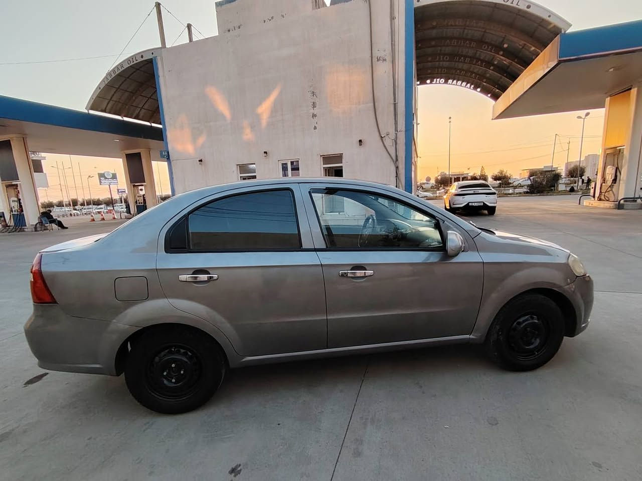 Aveo2009 سەیارک تۆماتیک مەکینە گەوریە ناوزەردە تەبریت حیزامم سبوخەلەسەر ساخی گیڕوم کینەی لۆکە ڕەقم وسنوی تا2029تازیە بناوی خۆمانە واکالیش بەشەرت دووسەوپەنجا مسروفی تیانیە نرخی57$ وەرەقە و تۆزی مجال شوین هەولیر ژ.م*********** أربيل, العراق
