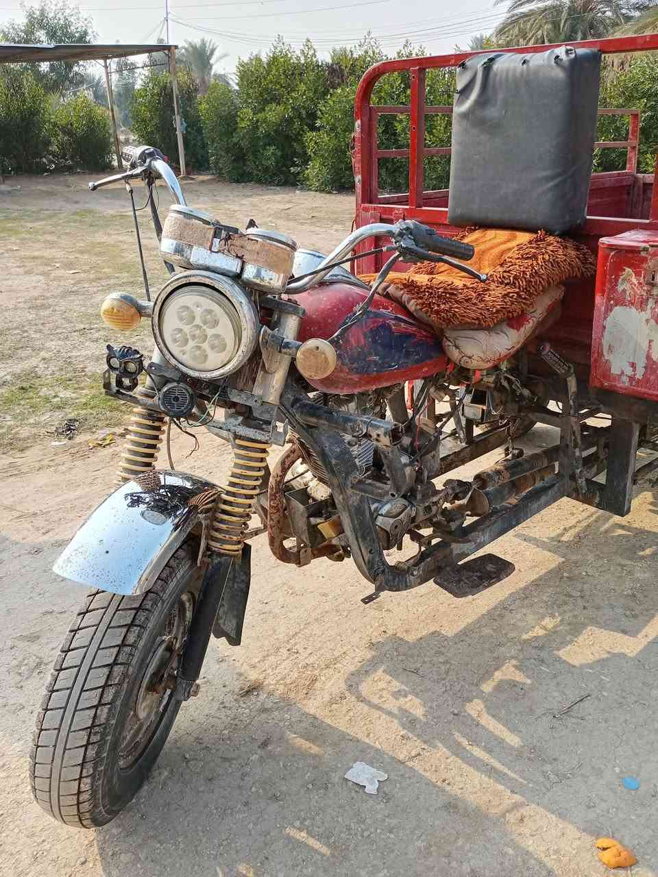 السلام عليكم للبيع ستوته دايون حمره
شاصي مكفول مكينه مفتوحه اوراق اصولي عوزه بس باتري كهربائيات كلها شغاله البدي بي خياس قليل بل اصفاح فقط مكاني القاسم التصال على الرقم *********** السعر خاص
