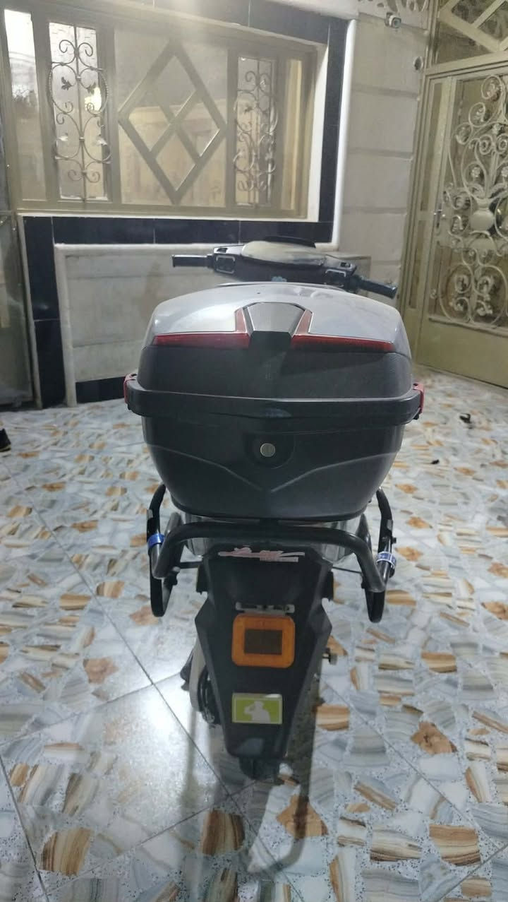 السلام وعليكم اخوان دراجه جوبال باور مديل 2025 للبيع  6بطاريات ليثيوم  كفاله عامه ما عده الجاملغ الامامي مضروب شويه دراجه فول مواصفات كلشي شغال المواصفات.         لايت عالي ناصي.   دبل اشاره.   اشاره يمنه يسره.   هورن شغال.   بيه ميزه P.      تايره وره جديد وياه جوب هديه.   جنطه هديه ويه الدراجه.   مرايات جدد. دبلات فول الدراجه فول موصفات كل شي ب الصور وتحياتي الكم العنوان اليوسفيه قصر الاوسط السعرر(800)واني ماخذه ب (ب مليون وميتين)للستفسار:***********
