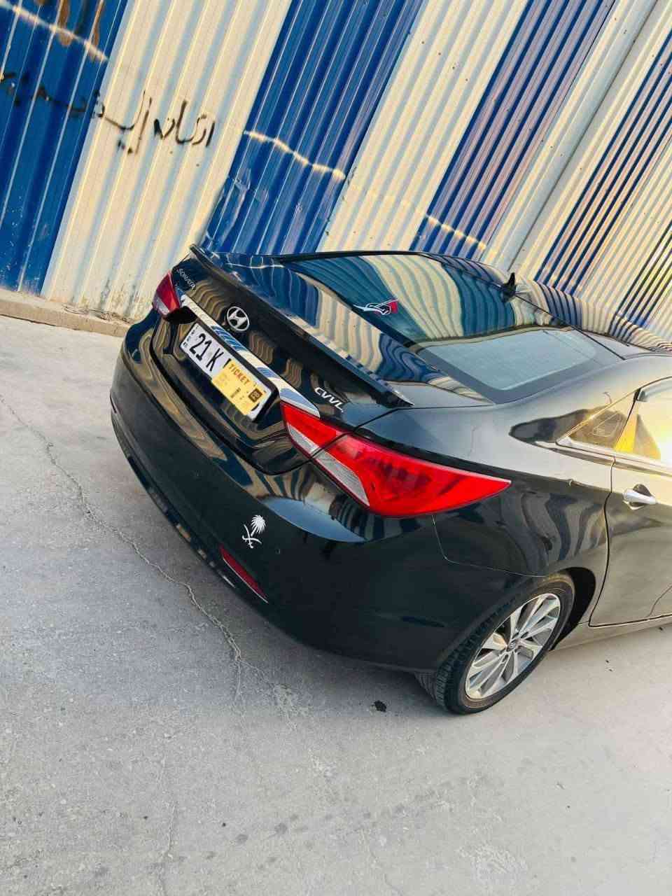 السلام عليكم
سوناتا ٢٠١٤ خليجي ادوات ادوات محرك دوش  سياره جاهزه واحد ع واحد  كير ومحرك وتخم تاير حداديه تبريد تدفئه  رقم شمالي سنويه مطابقه وي رقم الشاصي٠السعر 50 بيها مجال 
مكان سياره ناصريه 
***********

