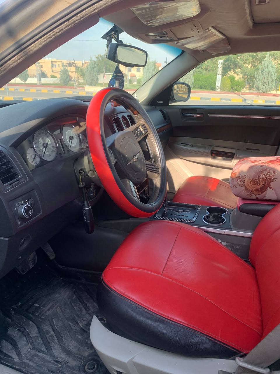 أوباما 2008اصل2010 سيار جديد مغيرين لونها اني مكلف بالنشر 0***********
