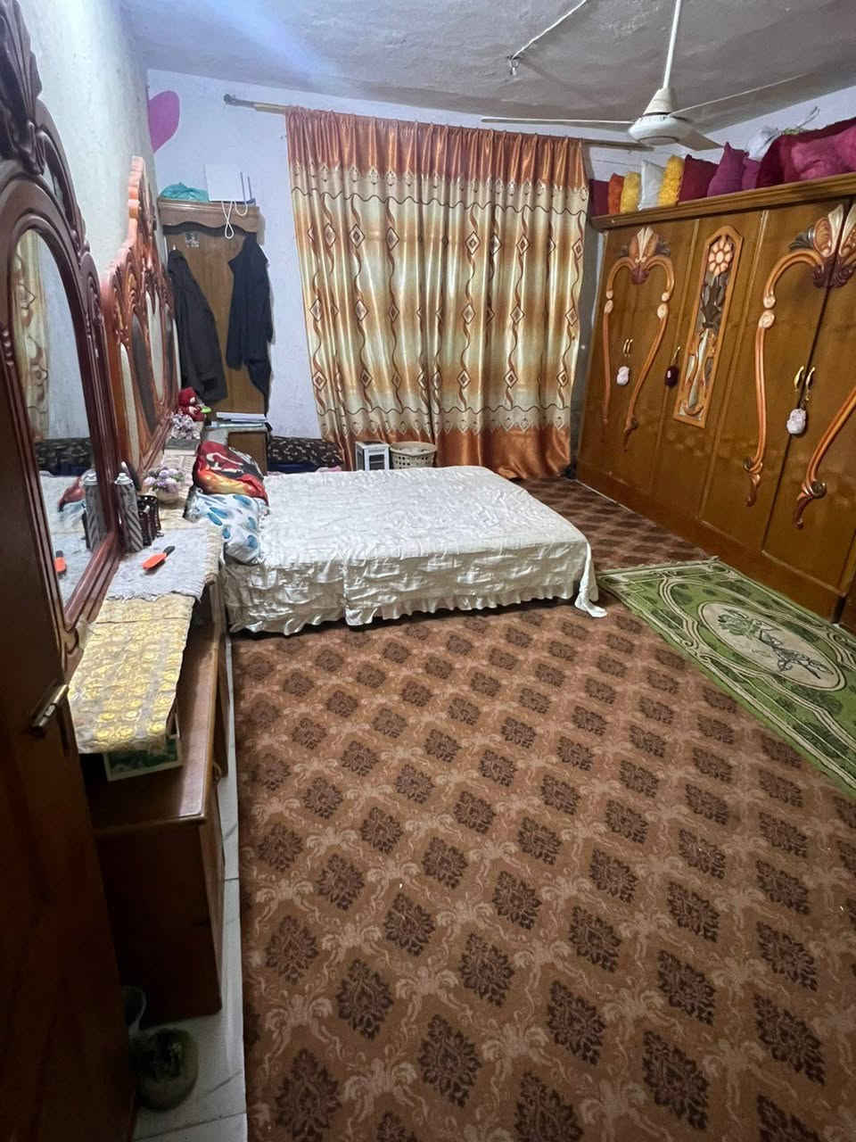 يا الله 

بيت بناء بلوك السقف صب بيت نضيف جدا 
المساحه 200م زراعي عنوانه كوت حي الجهاد زنابره قرب محلات الجعيفري 
السعر 32مليون وبيه مجال

معروض لدى مكتب دلالية الزاملي للعقار.
للاستفسار الاتصال.
***********
سيد مرتضى الزاملي
