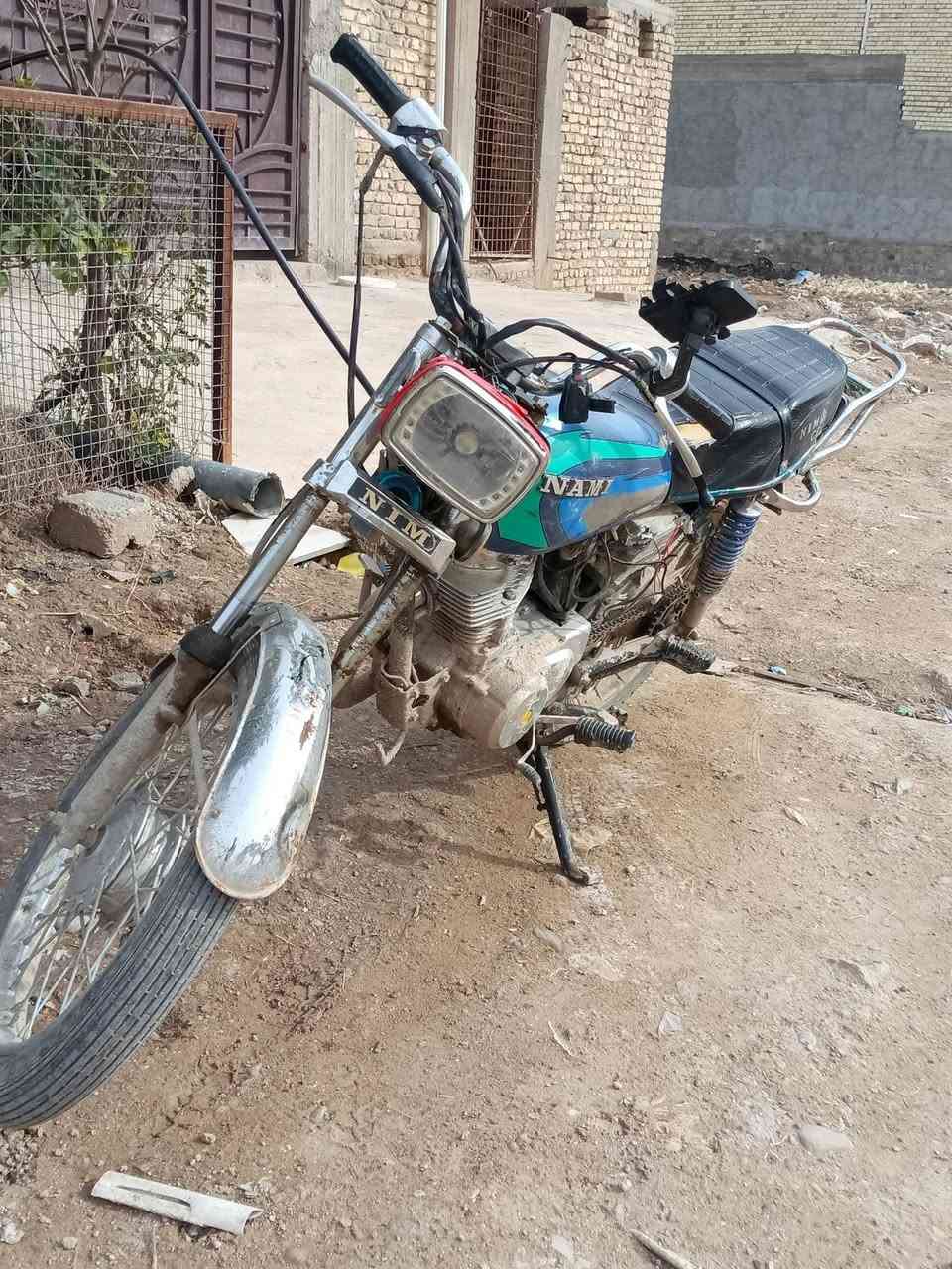 سلام عليكم مره خصت لدمان دراجه نامه مكينه جديده ودراجه حلوهه موديل2023 وسعرهه كلش حلو وخير من الله اي نقوصات مابيهه سعرهه 300قفل قفل مكاني بغداد شعله الاستفسار  ***********
