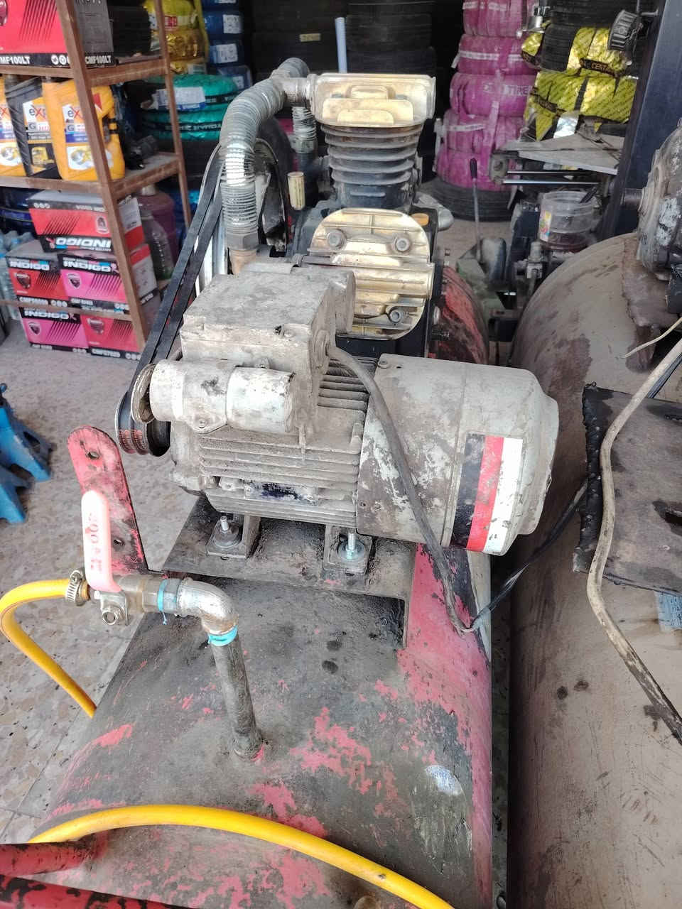 السلام عليكم 
مكلف بل  النشر
كمبرسر حجم 450 نظيف كلش تاروسة ثلاثة بستم جديده 
كهرباء سنكل كامل وعلى الفحص 
العنوان محافظة الديوانية قضاء الدغاره 
السعر والتفاصيل اتصل 👇👇👇
***********
