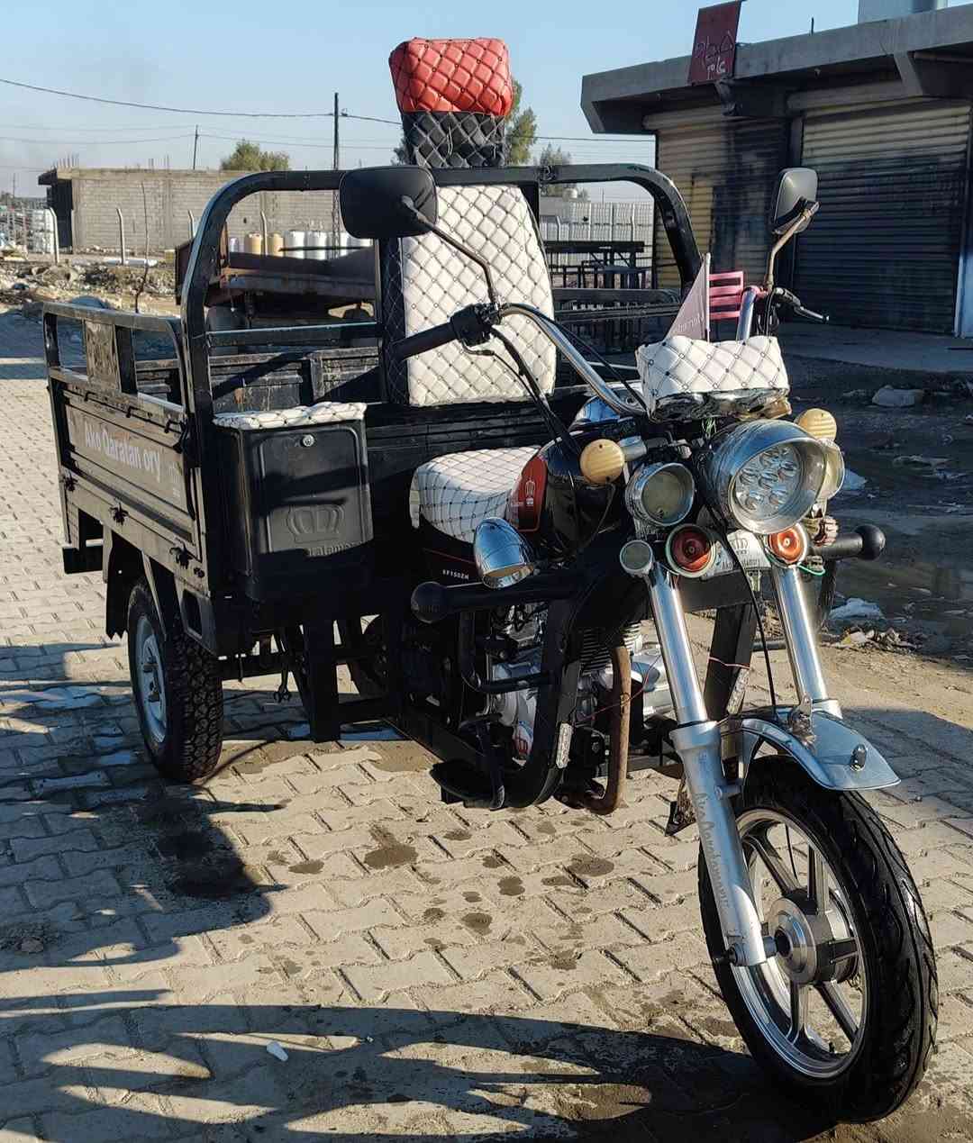 ️ السَّلَاْمُ‌ ‌عَلَیْکُم‌  ستوتە للبیع
مودیل 2020 محرك نضیف
ستوته جاهزه وكل عيب مابيها مال شغل
سلف یشتغل مکانی کرکوك
تایرات جدید بل کارتون
سعرها مليون و200 الف
ومعامل قلیل بی
اسیا5520 989  0776 
کورك ***********
