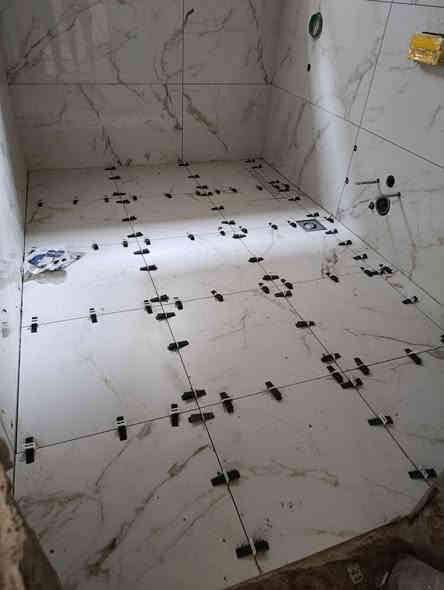 اسطة سيراميك متفرغ حاليا العمل في اربيل للتواصل
***********
***********
