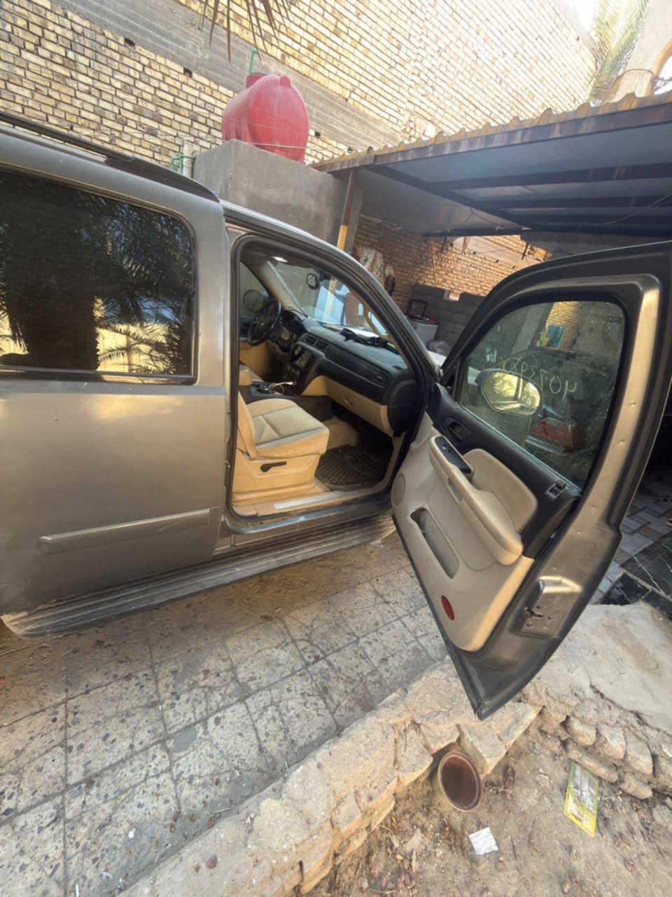 تاهوا موديل 2009 مكفولة من الكصه والانتر بول والسرقة بيه استمارة فحص مرور للبيع السعر 70 ورقة وبيه مجال للطيبين عنواني النجف الاشرف ***********
