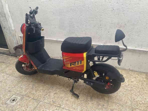 دراجة شحن R11من شركة WlNLEE
جديدة شراي الاتصال ع الرقم ***********
