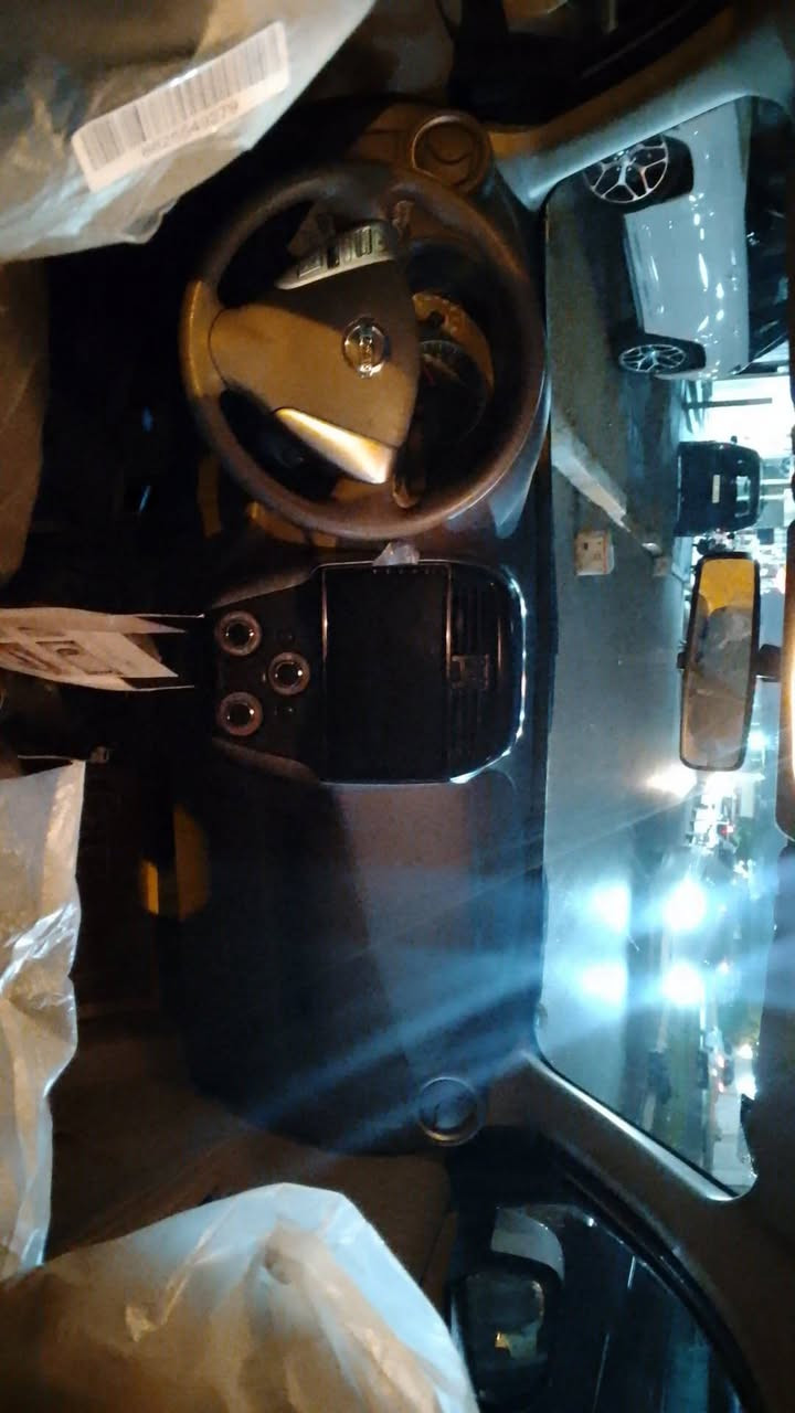 السلام عليكم سني نيسان هندي موديل 2024رقم بغداد. بسمي سيارة ماشية 40الف  السعر 120وبيها مجال بسيط العنوان بغداد حي القاهره.  ***********. اخي اقراء السورنا وتصل
