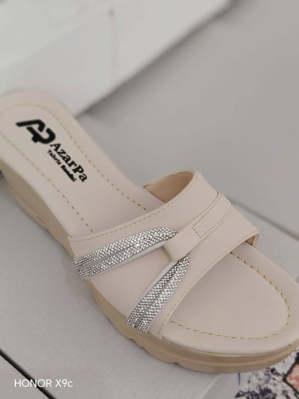 شحاطه نسائيه طبي 😍
السعر 10
يوجد توصيل لجميع المحافظات العراق 🇮🇶


**إذا كنت صاحب هذا الإعلان وتريد حذفه لأي سبب، رجاءا أرسل رسالة إلى الدعم الفني**