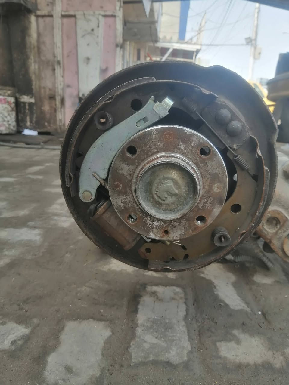 عربانه سمند جاهزه وجديده كامله نضيفه مكاني دوانيه سنيه *********** انتصل وسعر خاص
