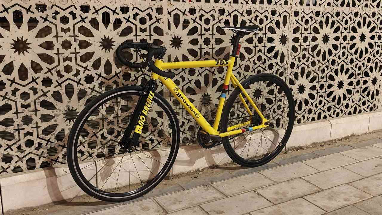 دراجه فكسد 
الحجم 28
حجم الفريم 54cm
وياله بولبرن 
ستيرن كاربون 
معدن الدراجه بلكامل فافون
كشن gaint 
نضافة الدراجه 99%
مكاني بغداد 
السعر 250


**إذا كنت صاحب هذا الإعلان وتريد حذفه لأي سبب، رجاءا أرسل رسالة إلى الدعم الفني**