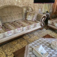 عندي طخم تركي خشب زان ثقيل مع طبلاته عشره مقاعد وبدون اي ضرر عنوان بغد...