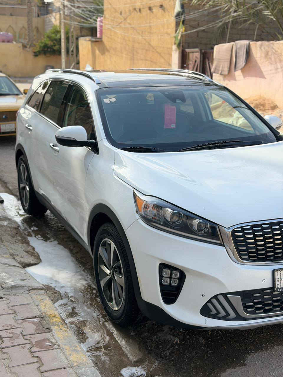 السلام عليكم
سورنتو 2019 وارد امريكي فئة ex سيارة فول مواصفات1/1 سيارة حادثها بس البنيد باقي كفالة عامة 
رقم بغداد باسمي تحويل مباشر 
سيارة جديدة بمعنى الكلمة تخم تاير حدادية كلة جديد
گير مكينه كفالة حتى من الفتح 
6سلندر 7راكب 3قطع تبريد
بانوراما بصمة تشغيل كشنات تدفئة جلد حضن +كهرباء
هيتر كشنات + هيتر استيرن شاشة كبيرة كامرة دوارة اريل انفكيشن رادارات امامي خلفي وجانبي اشاير مريئ سايد بريك بصمة جنطة كهرباء وبعد مواصفات 
***********
