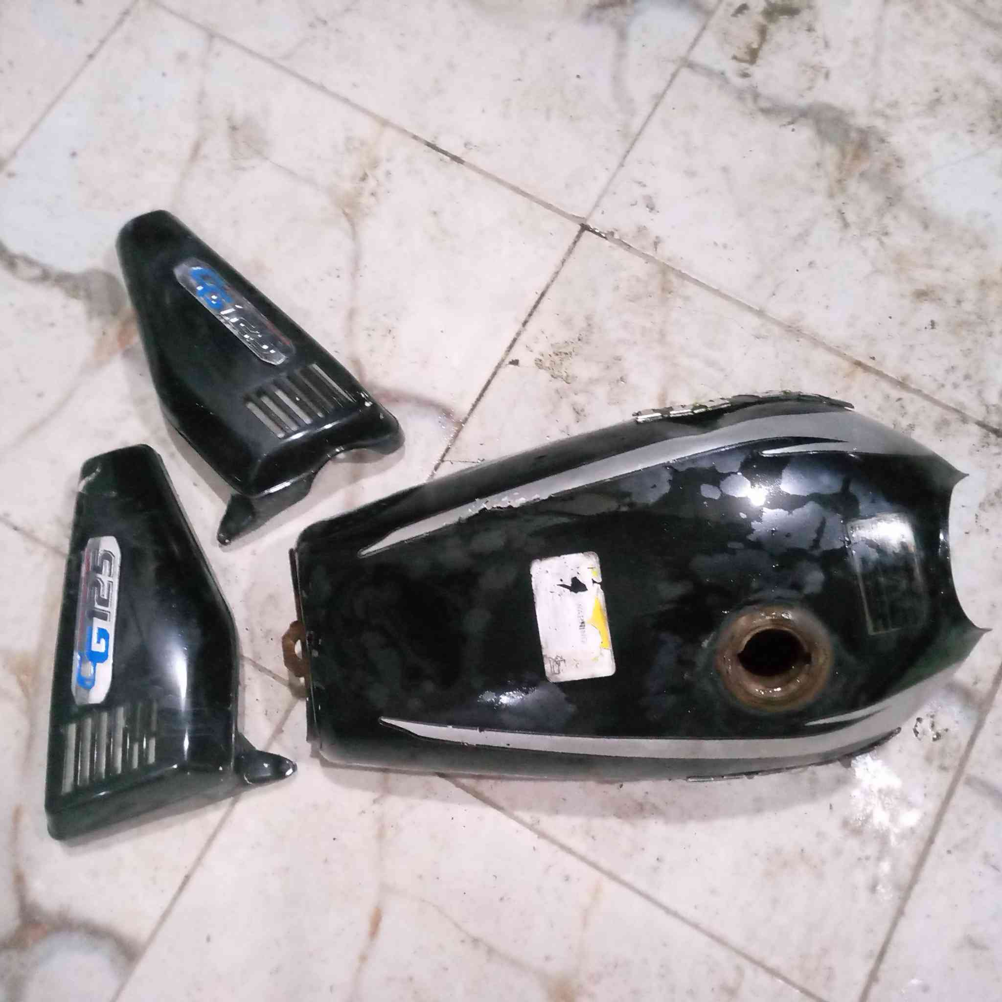 سلام عليكم تانكي للبيع هوه وصفاحياته للتواصل 
‏‪***********‬‏
