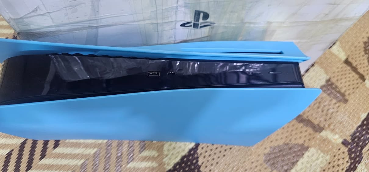 بلي5 فات مهكر ذاكرة 825 يجي ويا يدة و5 العاب لا مفتوح ولا مصلح شكل جهاز موضح بلصور
متوفر توصيل +++متوفر جوستكات اصليه فور وفايف


**إذا كنت صاحب هذا الإعلان وتريد حذفه لأي سبب، رجاءا أرسل رسالة إلى الدعم الفني**