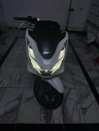 PCX للبيع جيل رابع  ‎محرك مكفول كفرات نضيفه وارد كوري كامله اي نقص ماب...