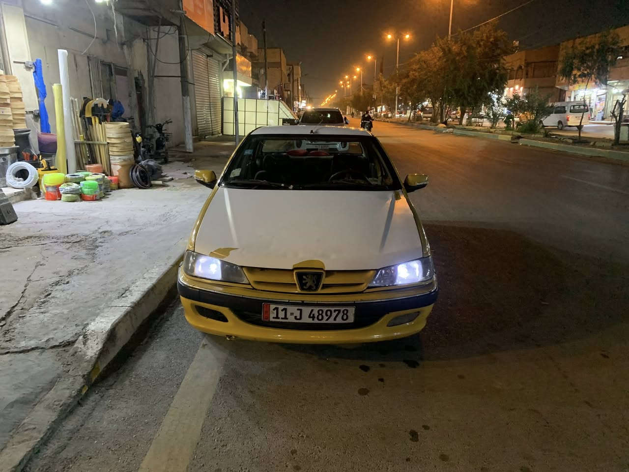 بيجو 2015 للبيع بأسمي رقم بغداد تحويل بشرط
مكينة كير حدادية كلة جديد 

دوشمة غرفة نظيفة 

تبريد ثلج شرط كمبريسر بستم القوي بيدي شادة اصلي 

راديتر جديد ومنظومة مي كلهة جديد 

منظومة بريك كلهة جديد 

ظفيرة محرك جديدة اصلي ايساكو 

صالنصة جديد 

سيارة صارف عليهة الي مال جناي 

ترايهة خير من الله 
تايرات نص عمر 

جان بيهة طخة بل جاملغات الامامية مبدلة مع البنيد ماكو ضربة عندي صورتهة 
وبيهة شخط بل بابين عكس السايق 

سعر 32$ بيهة مجال 

مكاني بغداد الدولعي ***********
