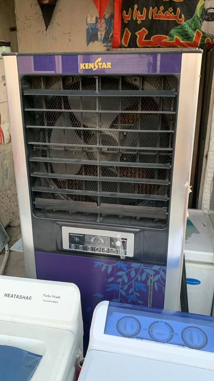 ثلاجه بيكو  كلش نضيفه تجميد فول 150 بيه مجال 
غساله هيتاشي ثنين نضيفات كلش  سعر الوحده 75 بيه مجال طباخ 100 بي مجال شغال كله ونضيف 
جربايه 50 مكان بغداد شارع فلسطين 
***********
