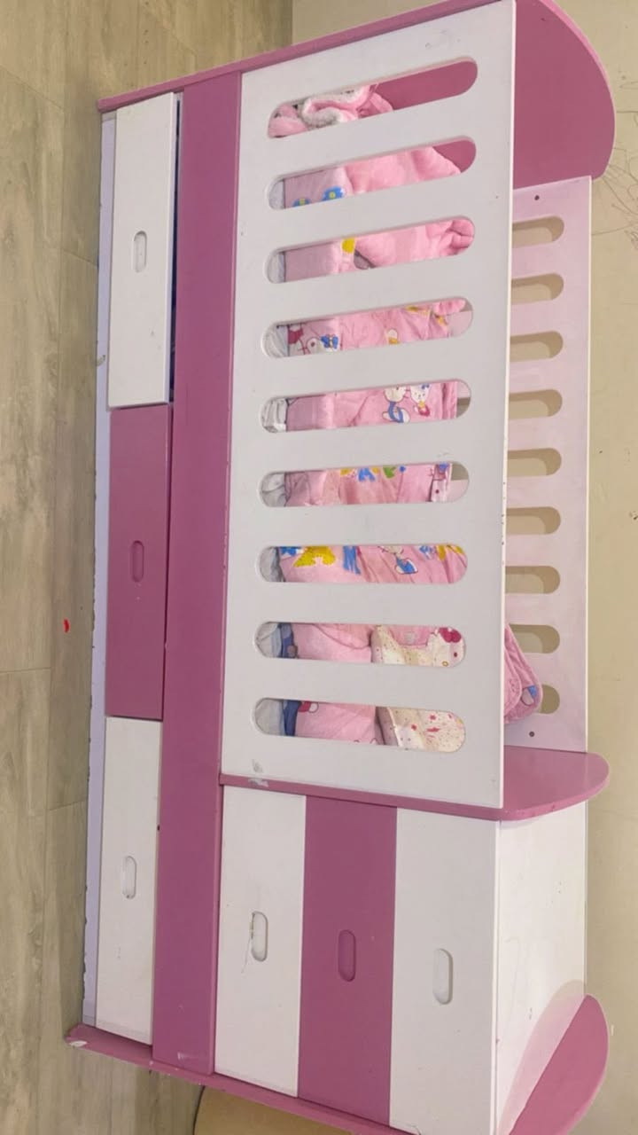 سلام عليكم
القنفات 300وي ميز الشاشه
القنفه شازلونه 50
سرير السياره60
سرير الوردي60
الكنتور 60 بس قاعده المجر مكسوره
الميز والكرسي 60
 *********** واتساب 
بصره زبير
