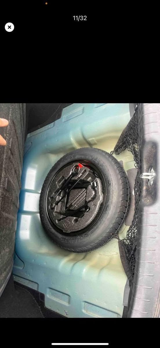 هيونداي النترا هايبرد  لون ازرق ( چويتي ) موديل 23
((مرقم بغدادباسمي تحويل ثاني يوم ترقيم جديد 

بدون حادث سياره سرقه فقط جاملغ نفس الون مشدود اصلي وصبغ بنيد فقط بدون ايرباك  

 شرط قطع غيار كله اصلي تفصيخ شاد الها حتى الراديترات بلاديه 

ماشيه 33الاف فقط 

مواصفات

 /بصمه / / هاندبريك بصمه / اوتوهولد /  /رادارت 360 درجه /تشغيل عن بعد /نظام الترحيب الصوتي /4 وضعيات قياده /كشنات تدفئه / شاحن وايرلس / ويل كب حجم 18 وبعد بيها مواصفات 

مكان السياره بغداد الكرخ

للاستفسار *********** 

السعر 150
