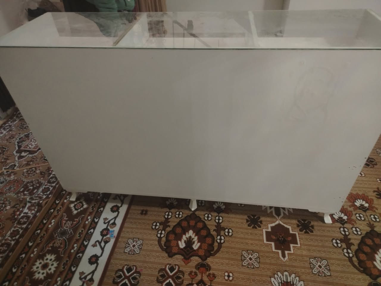 سلام عليكم ميز مال محلات  جديد لوك مترين تفصال للبيع خابر وتدلل ***********
***********
