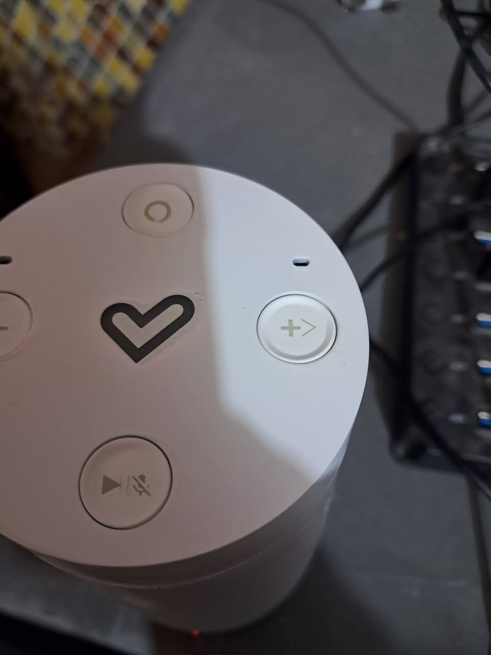 @الجميع   اعتقد هذا جهاز الكسا   انطوني سعر وبالعافيه ماعرف اربطه بالجهاز


**إذا كنت صاحب هذا الإعلان وتريد حذفه لأي سبب، رجاءا أرسل رسالة إلى الدعم الفني**